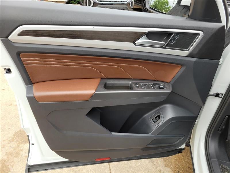 Volkswagen Atlas SE w/Technology 2022