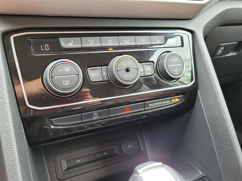 Volkswagen Atlas SE w/Technology 2022
