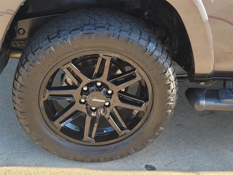 Toyota 4Runner SR5 Premium 4WD 2023