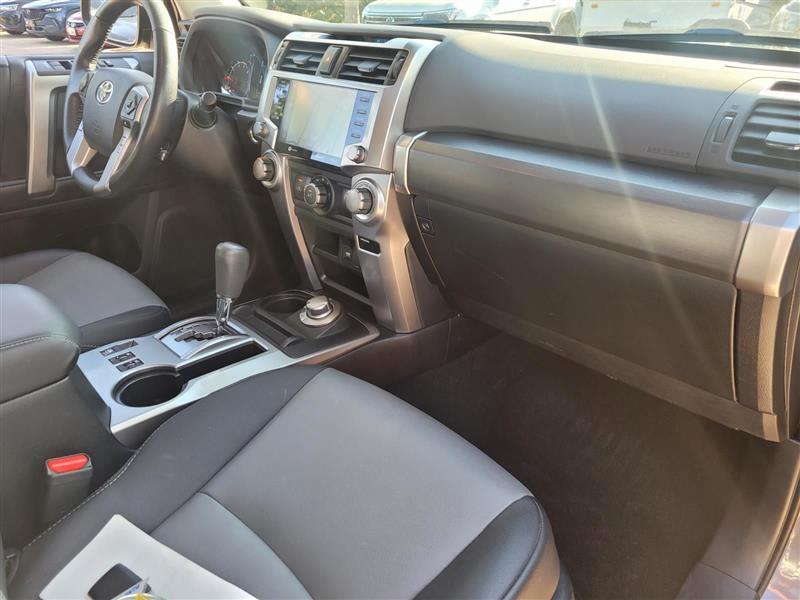 Toyota 4Runner SR5 Premium 4WD 2023