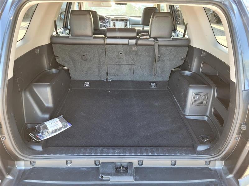 Toyota 4Runner SR5 Premium 4WD 2023