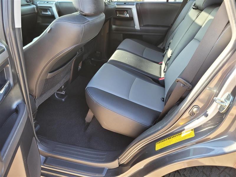Toyota 4Runner SR5 Premium 4WD 2023