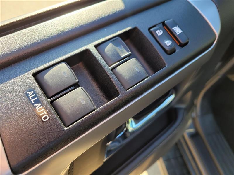 Toyota 4Runner SR5 Premium 4WD 2023