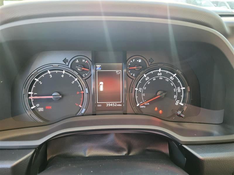 Toyota 4Runner SR5 Premium 4WD 2023
