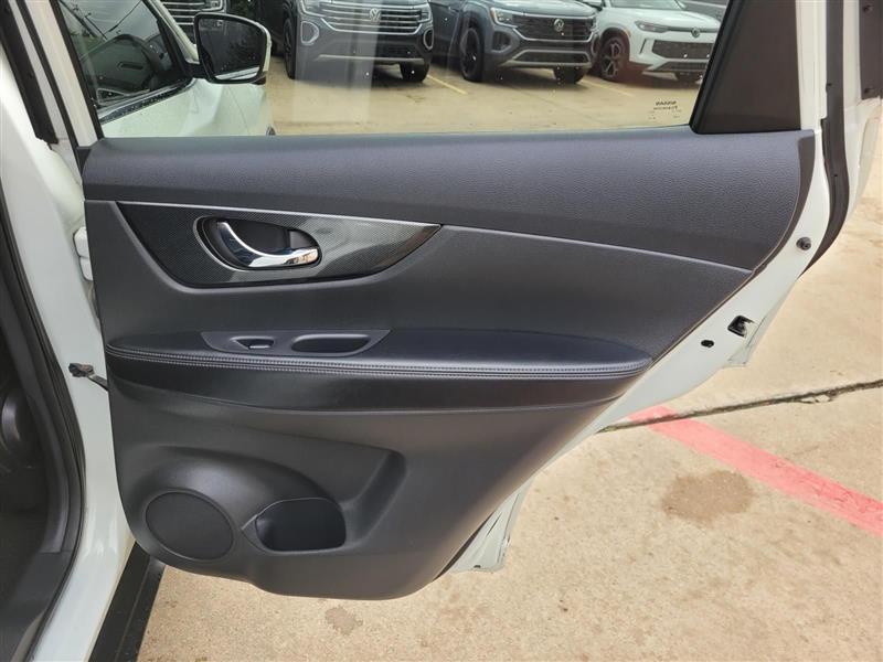 Nissan Rogue SL FWD 2016