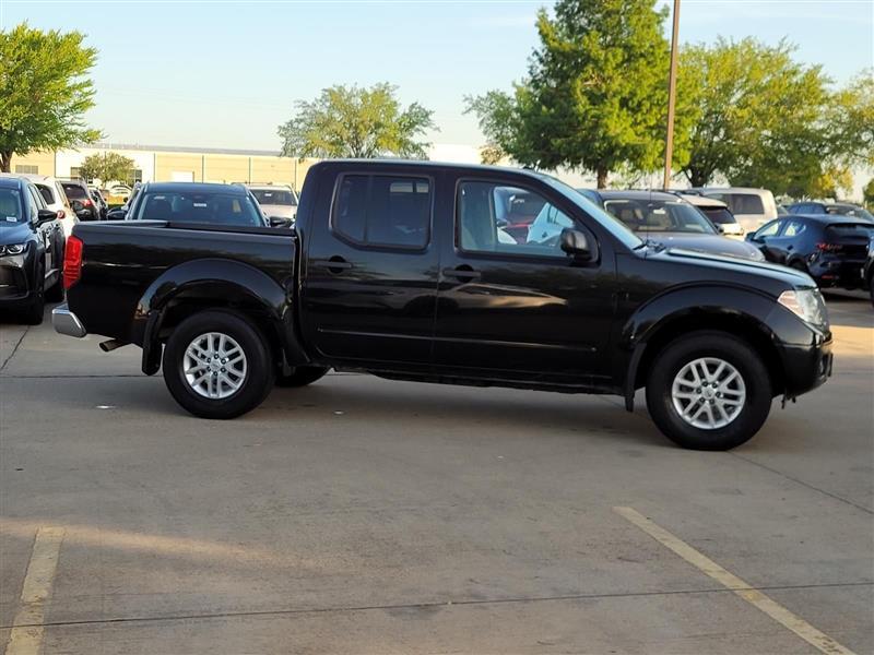 Nissan Frontier SV Crew Cab 5AT 4WD 2018