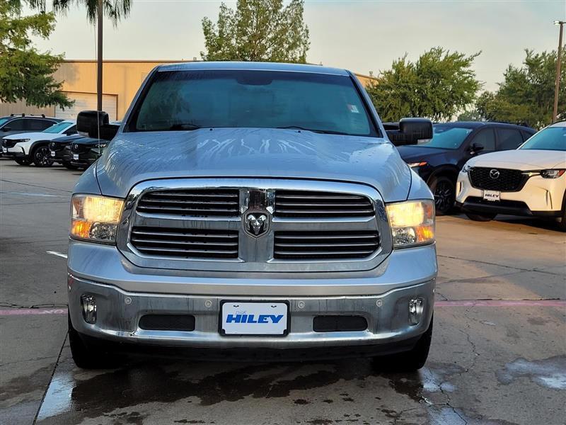 RAM 1500 SLT Crew Cab SWB 4WD 2015