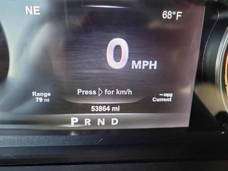 RAM 1500 SLT Crew Cab SWB 4WD 2015