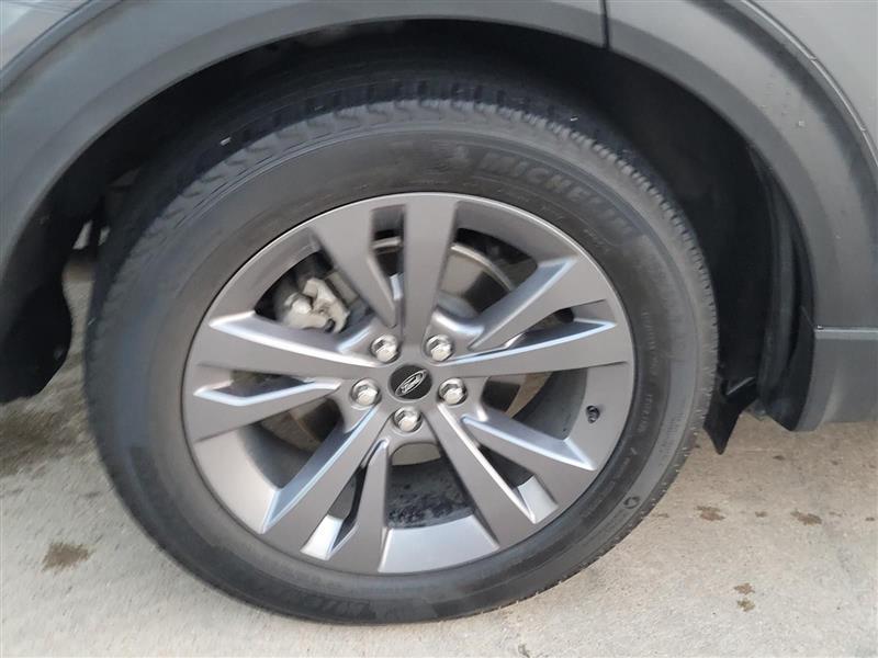Ford Explorer XLT 2023