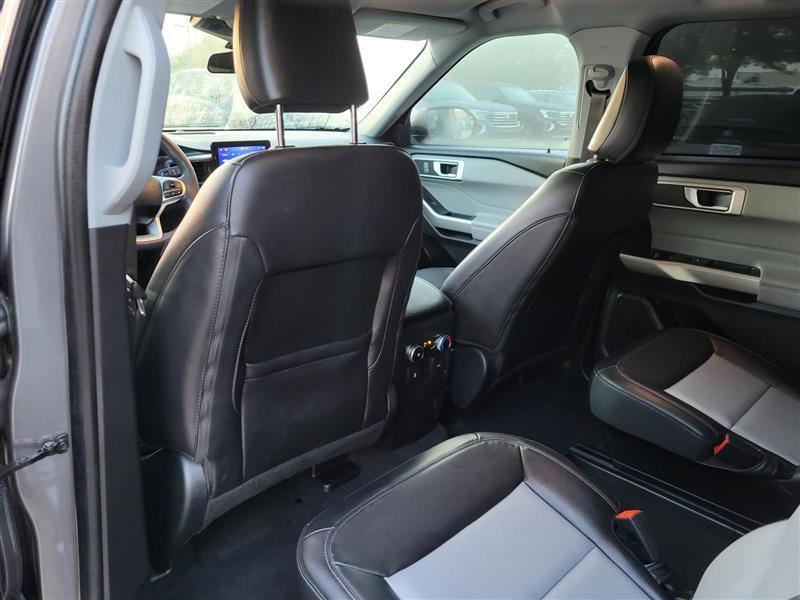 Ford Explorer XLT 2023