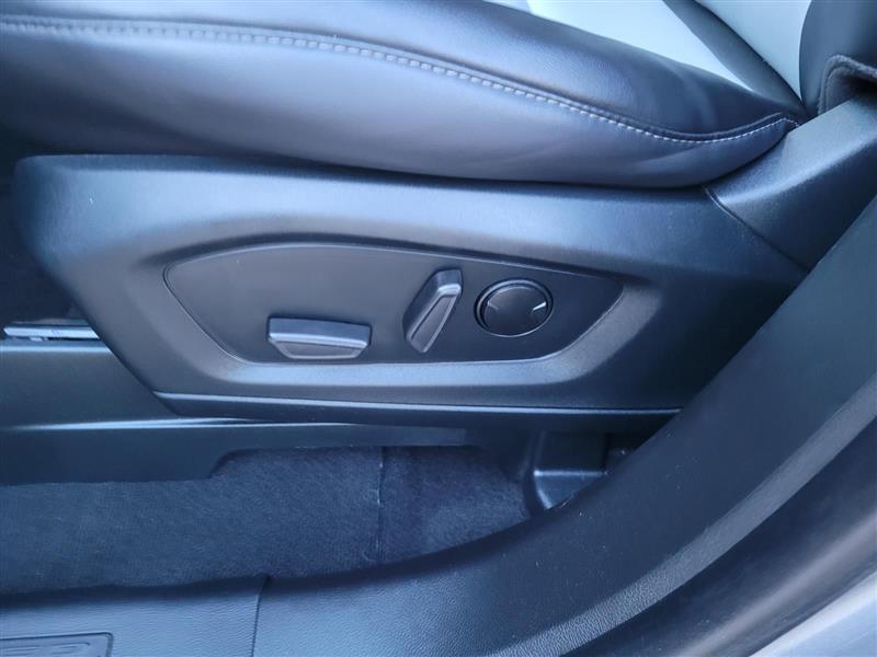 Ford Explorer XLT 2023