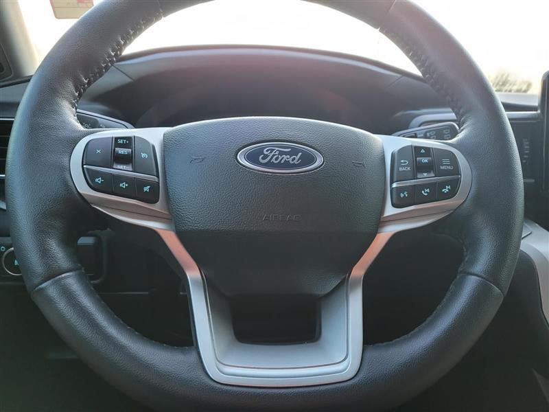 Ford Explorer XLT 2023