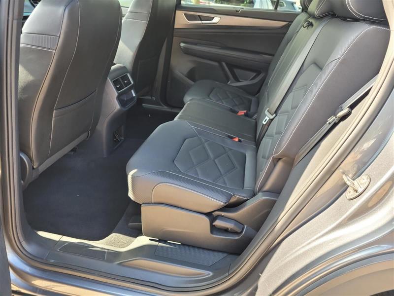 Volkswagen Atlas Cross Sport SE w/Technology 2024