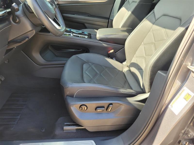 Volkswagen Atlas Cross Sport SE w/Technology 2024