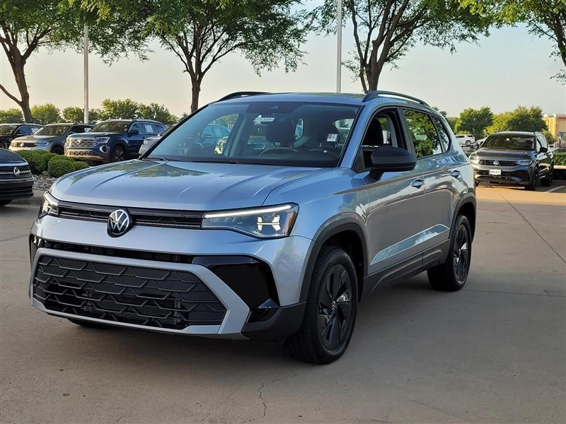 Volkswagen Taos S 2025