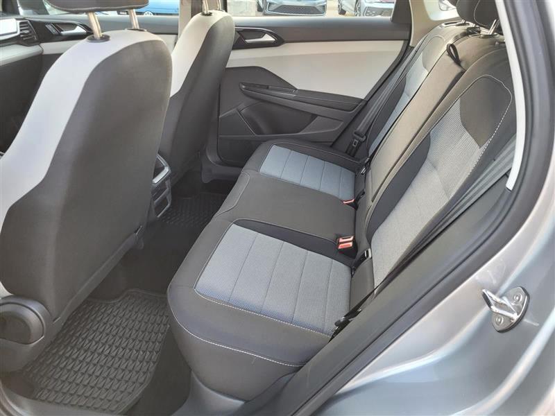 Volkswagen Taos S 2025