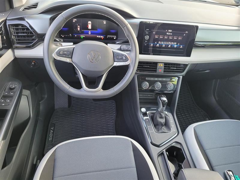 Volkswagen Taos S 2025
