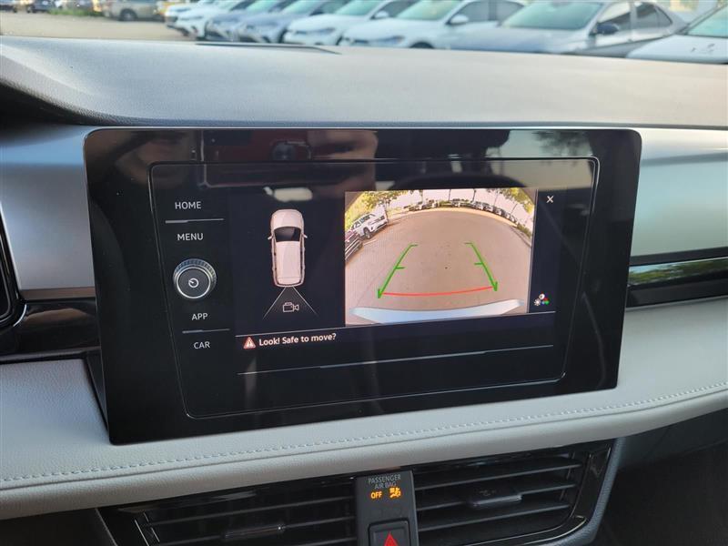 Volkswagen Taos S 2025