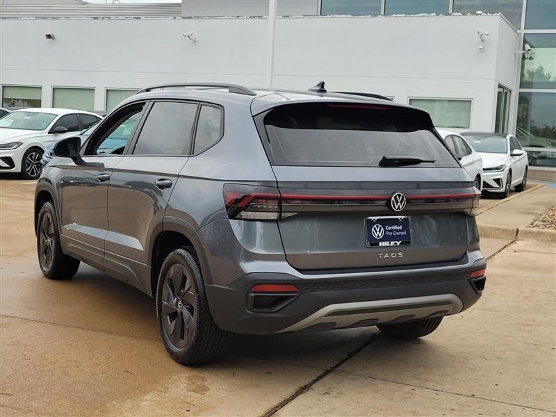 Volkswagen Taos S 2025