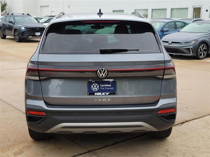 Volkswagen Taos S 2025