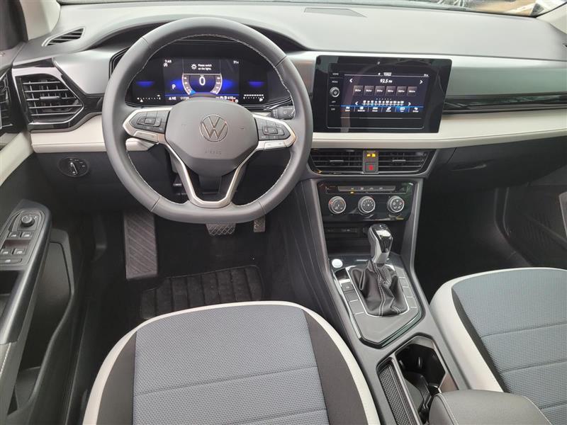 Volkswagen Taos S 2025