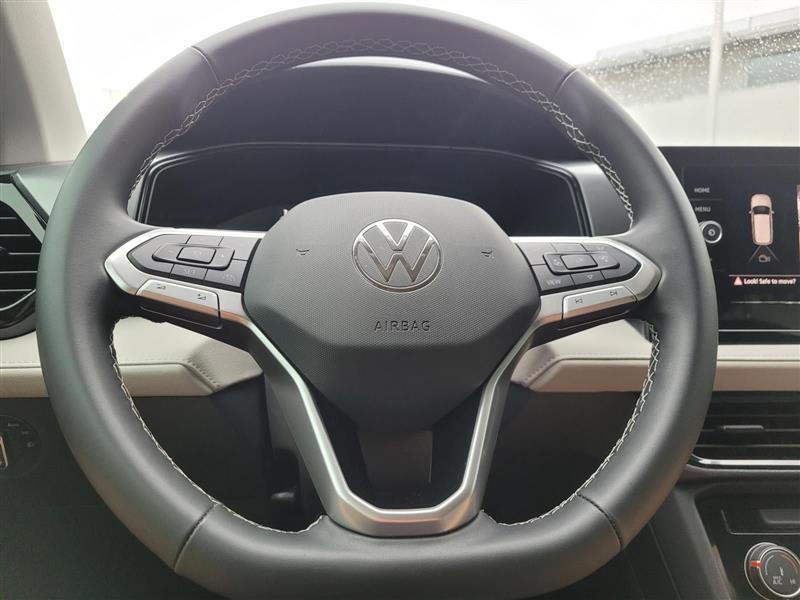 Volkswagen Taos S 2025