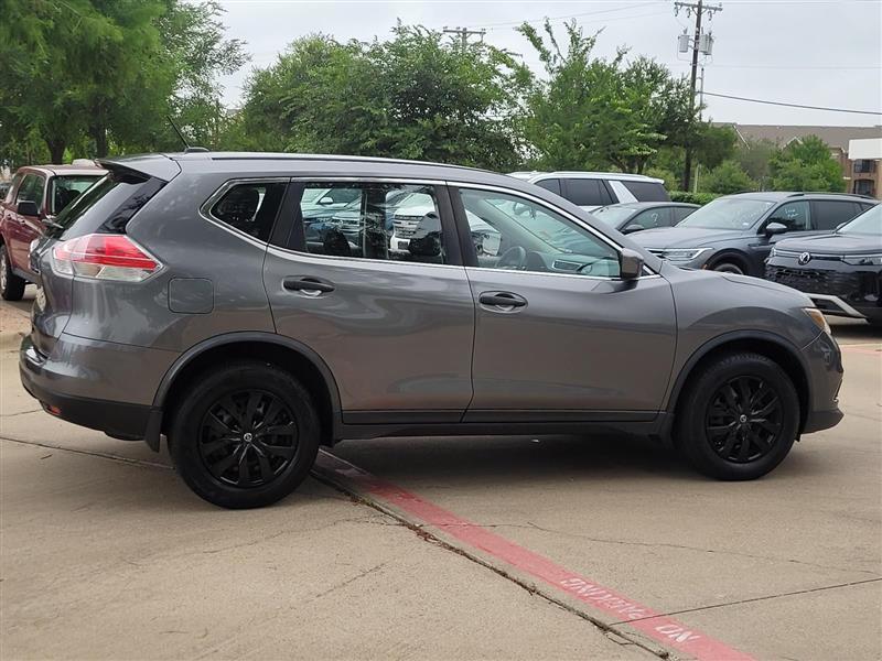 Nissan Rogue S 2WD 2016