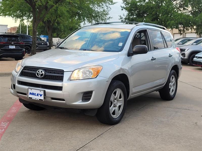 Toyota RAV4 Base I4 2WD 2012