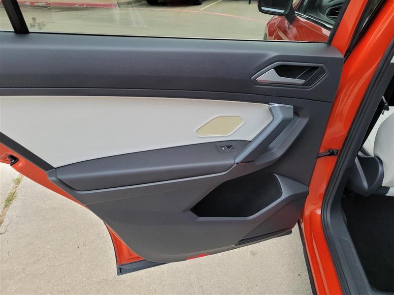 Volkswagen Tiguan SE 2019