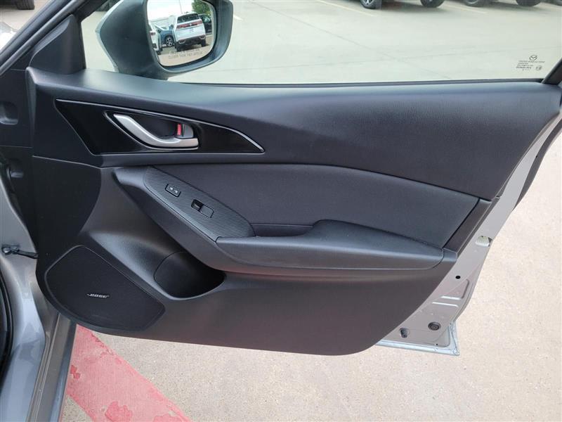 Mazda MAZDA3 i Touring AT 4-Door 2014