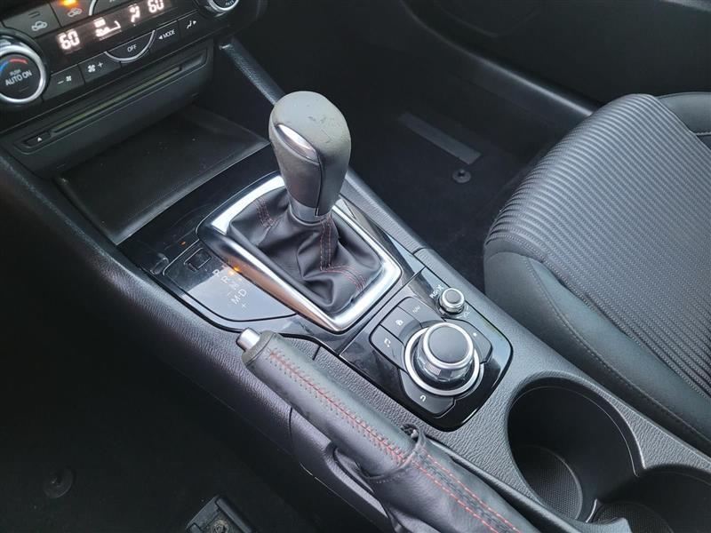Mazda MAZDA3 i Touring AT 4-Door 2014