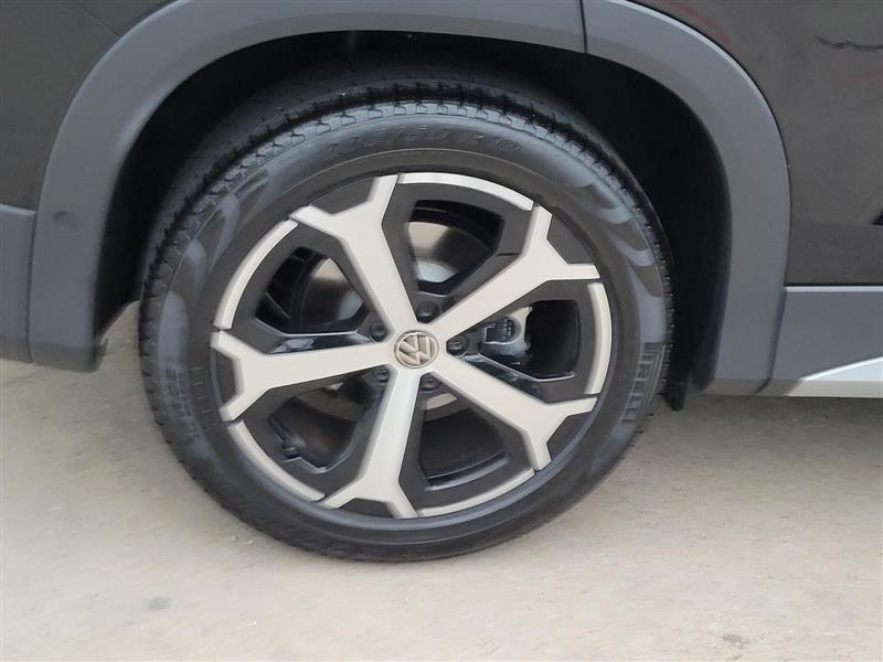 Volkswagen Tiguan SE 2026