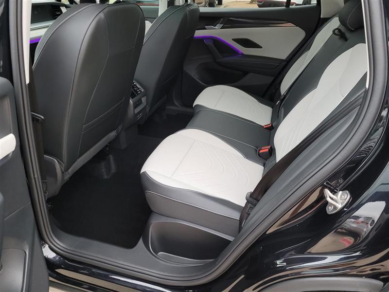 Volkswagen Tiguan SE 2026