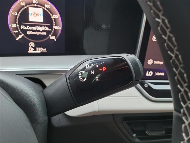 Volkswagen Tiguan SE 2026