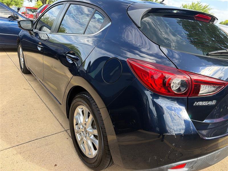 Mazda MAZDA3 i Touring AT 5-Door 2015