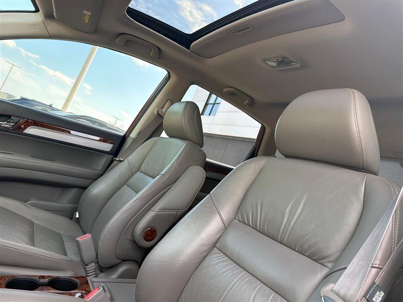 Honda CR-V EX-L 2WD 5-Speed AT 2011