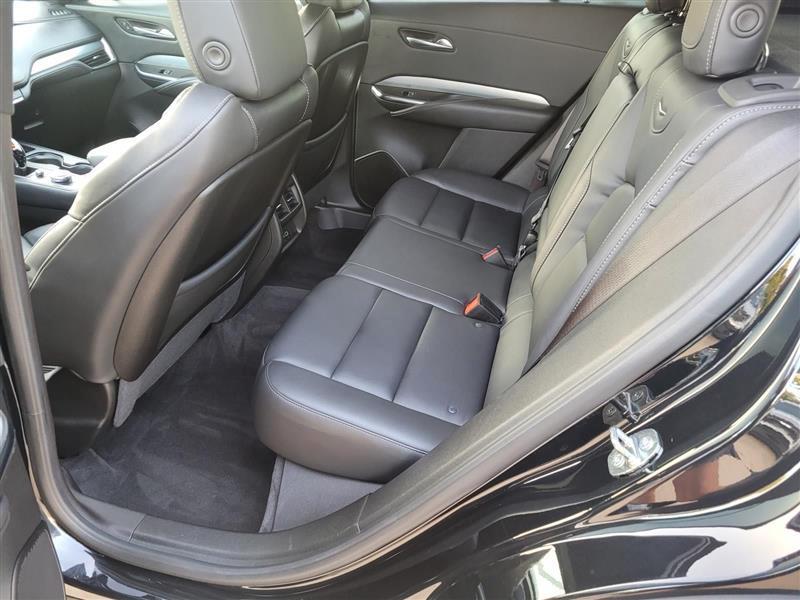 Cadillac XT4 Premium Luxury AWD 2023