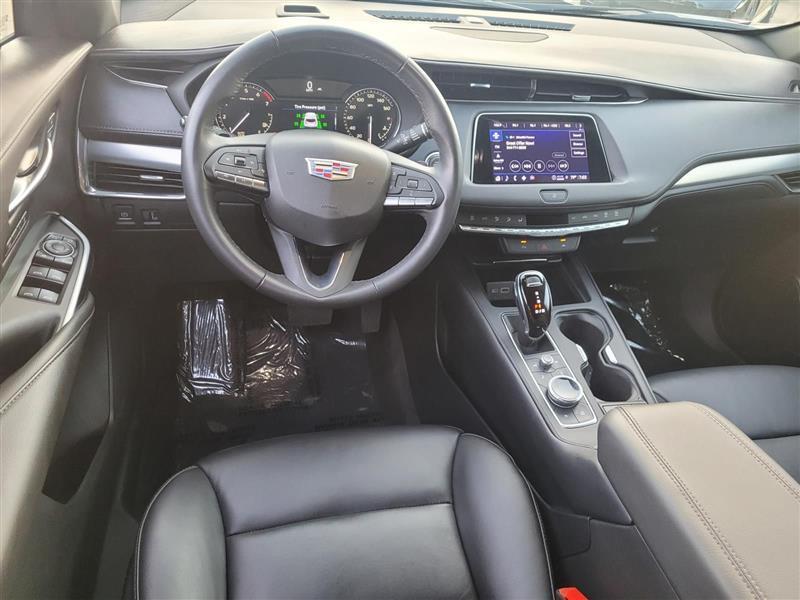 Cadillac XT4 Premium Luxury AWD 2023