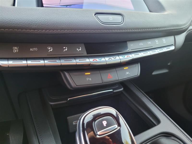 Cadillac XT4 Premium Luxury AWD 2023
