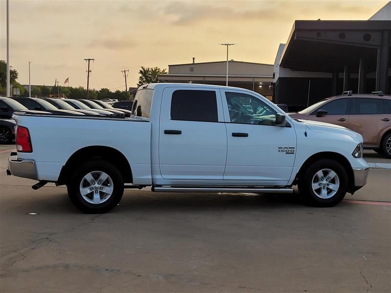 RAM 1500 Classic Tradesman Crew Cab SWB 2WD 2022