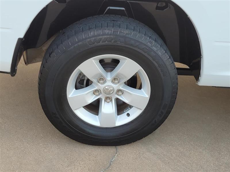 RAM 1500 Classic Tradesman Crew Cab SWB 2WD 2022