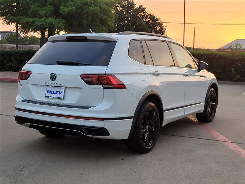 Volkswagen Tiguan SE R-Line Black 2024