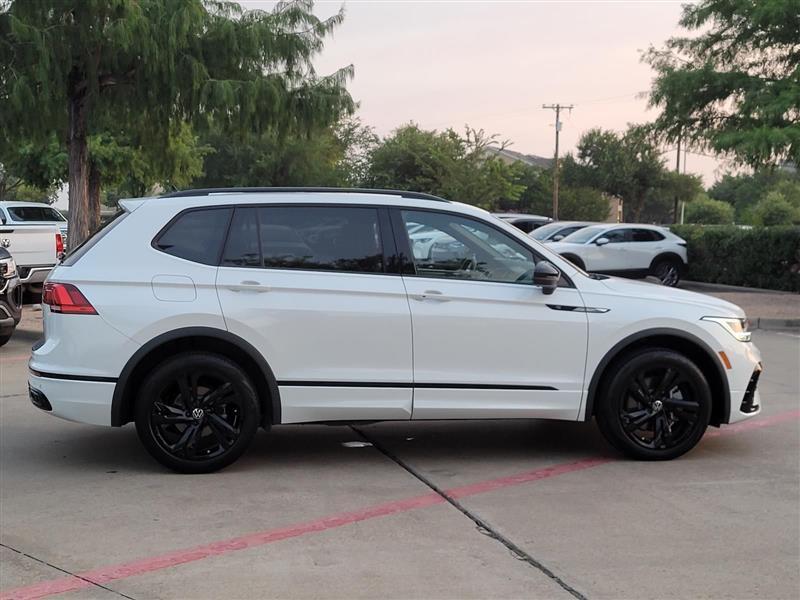 Volkswagen Tiguan SE R-Line Black 2024