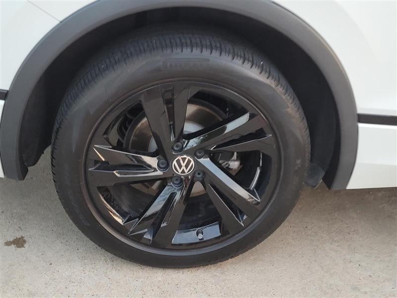 Volkswagen Tiguan SE R-Line Black 2024