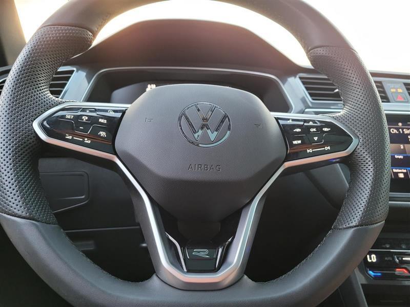 Volkswagen Tiguan SE R-Line Black 2024