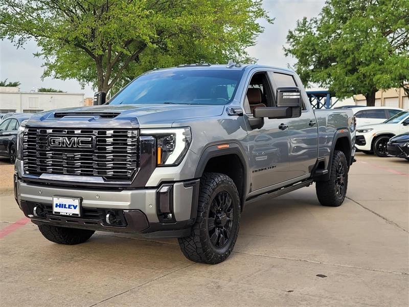 GMC Sierra 2500HD Denali Ultimate Crew Cab 4WD 2024