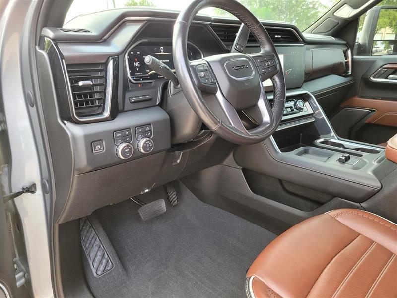 GMC Sierra 2500HD Denali Ultimate Crew Cab 4WD 2024
