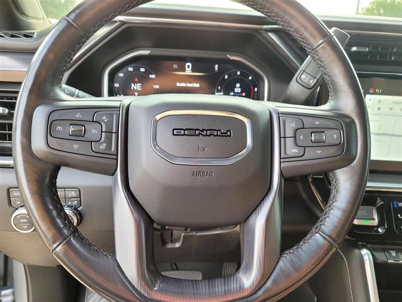 GMC Sierra 2500HD Denali Ultimate Crew Cab 4WD 2024