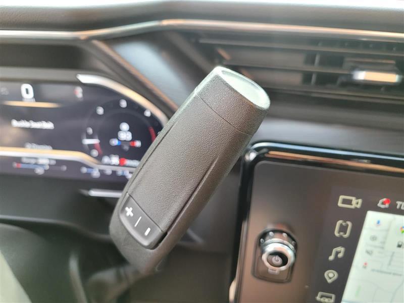 GMC Sierra 2500HD Denali Ultimate Crew Cab 4WD 2024