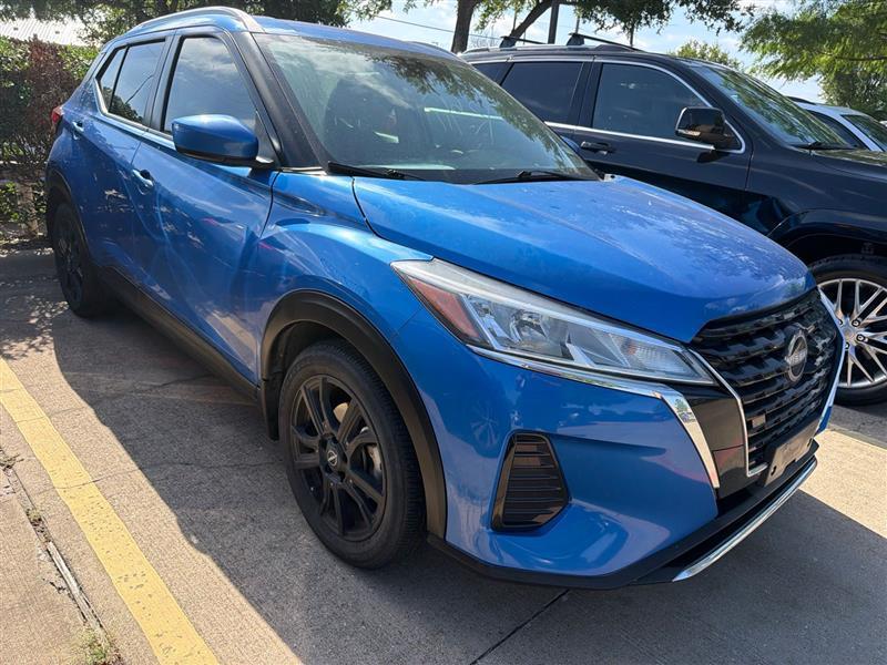2022 Nissan Kicks SV